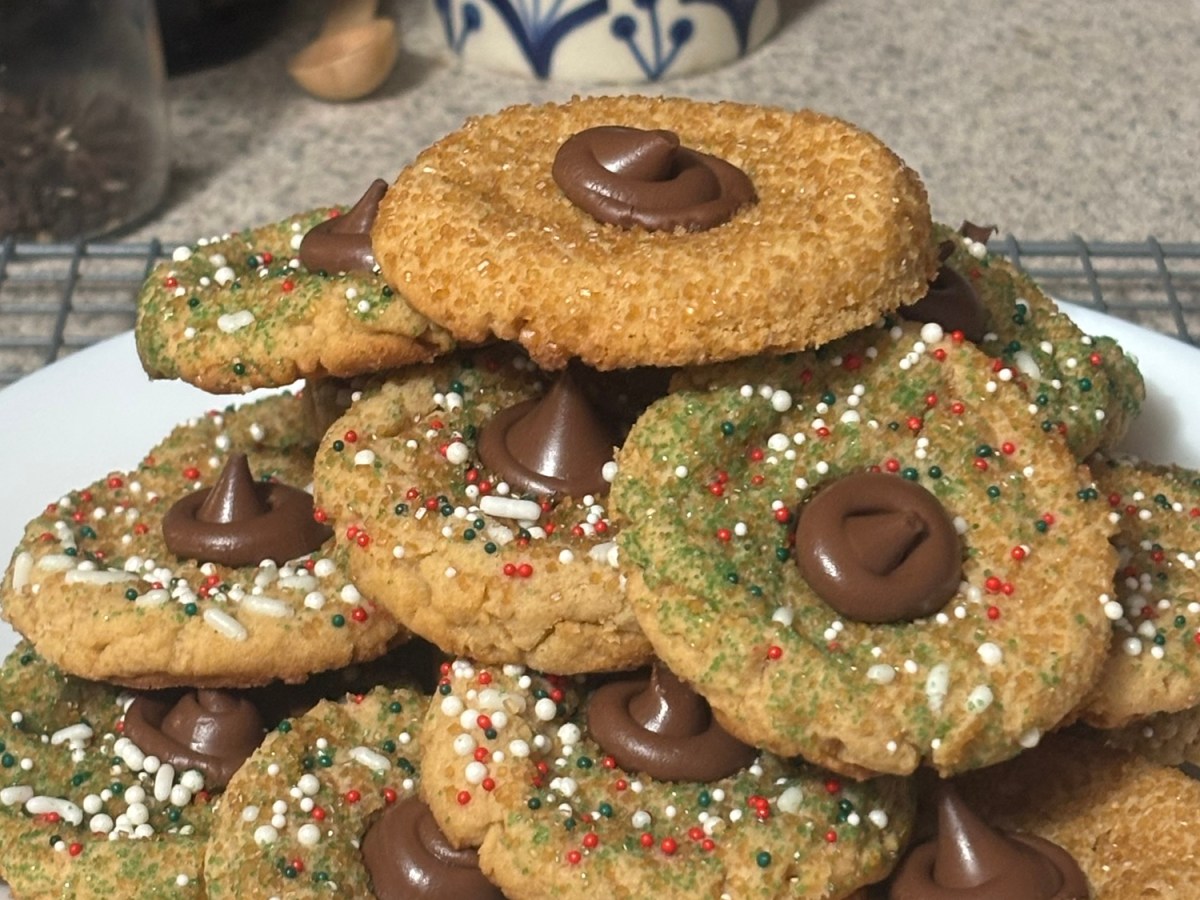 Peanut Butter Buttons (Also: Peanut Butter&nbsp;Blossoms)